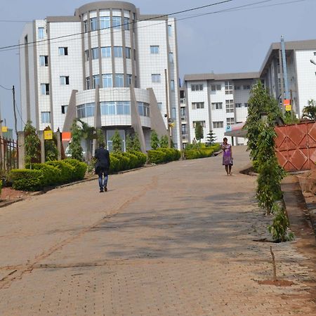 Azam Hotel Bamenda Exterior photo