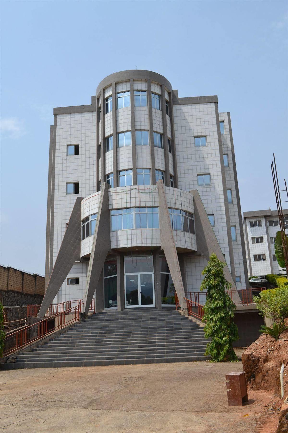 Azam Hotel Bamenda Exterior photo